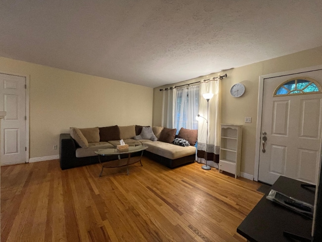 Photo - 2216 Delaware Dr