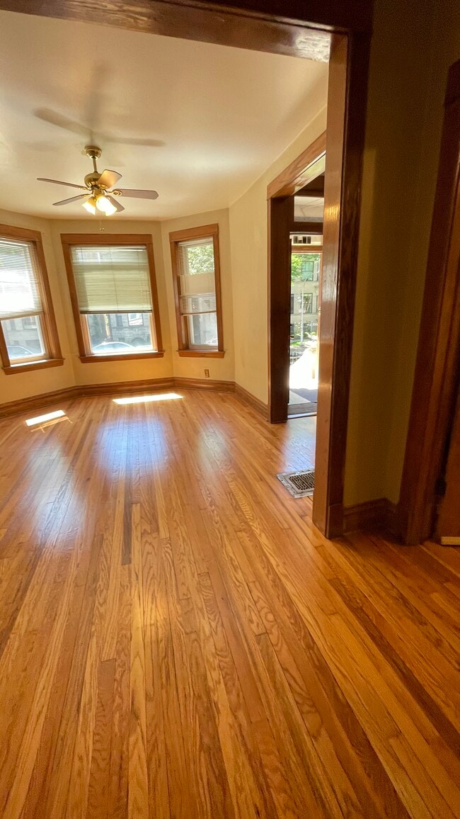 Building Photo - 3753 N Magnolia Ave Unit 1