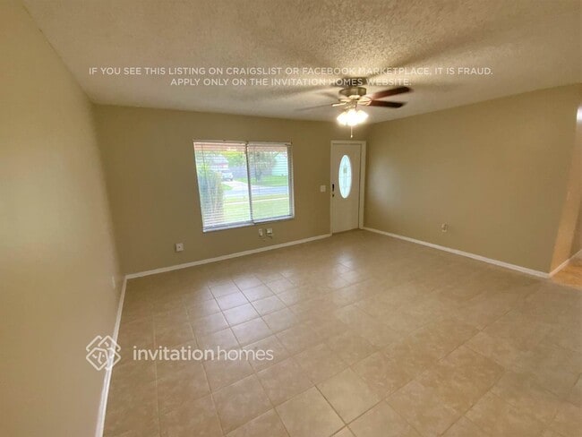 Photo - 806 Tappen Ct NE