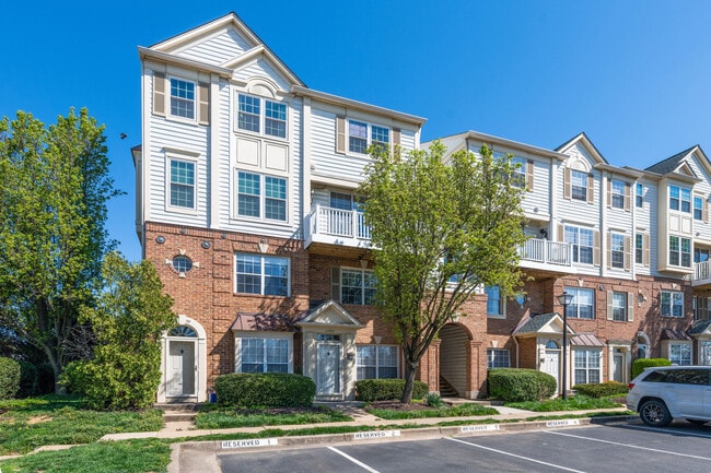 Photo - 1735 Braddock Pl Condo Unit 301
