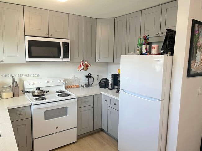 Photo - 5218 SW 91st Ave Unit 4