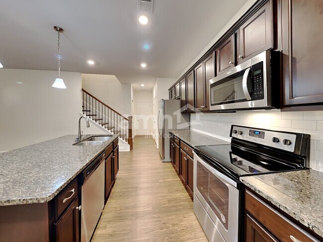 Photo - 3348 Okelly Dr