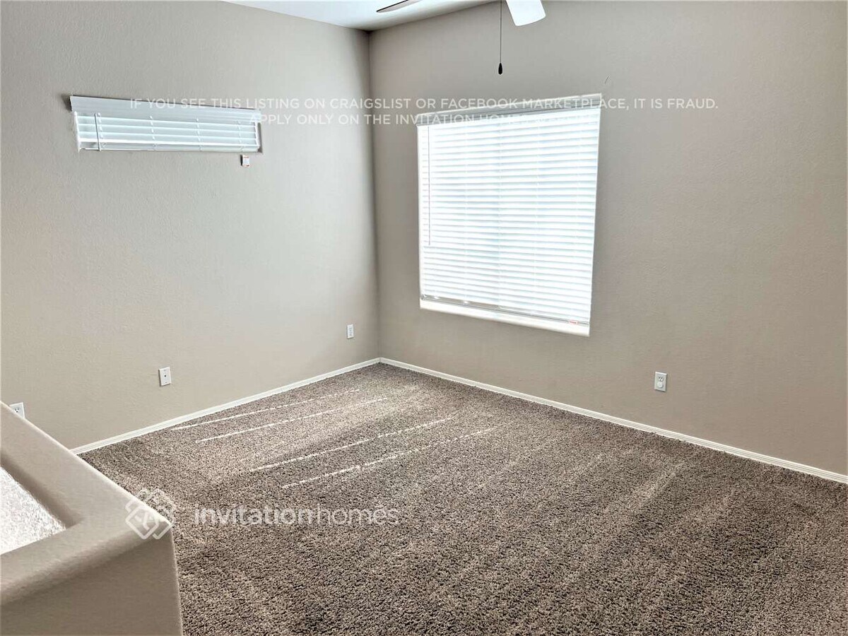 Photo - 13232 W Watson Ln