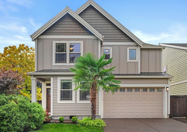 Building Photo - Stylish Beaverton Home with Built-ins, Open Layout & Private Backyard