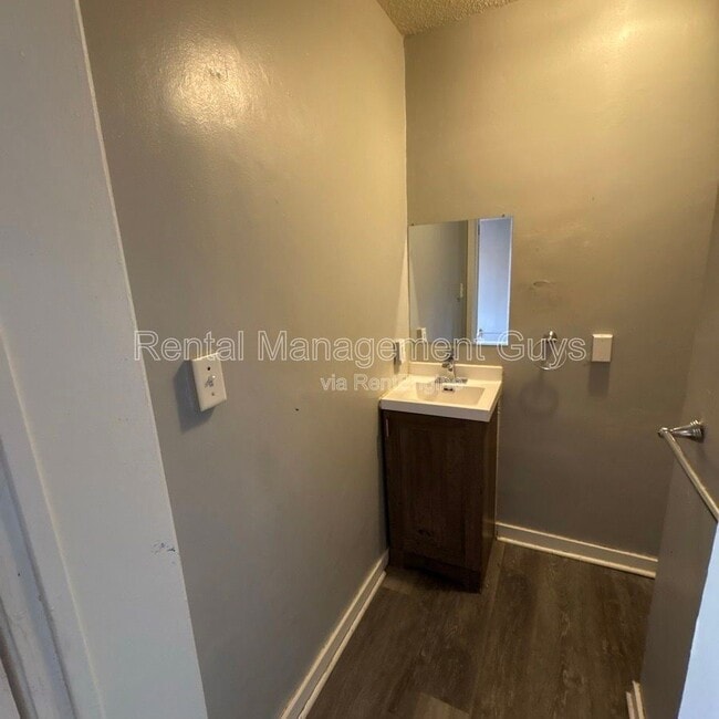 Photo - 1163 7th St W Unit 2