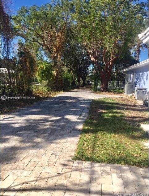 Photo - 13245 SW 74th Ave Apartamento Unidad 2
