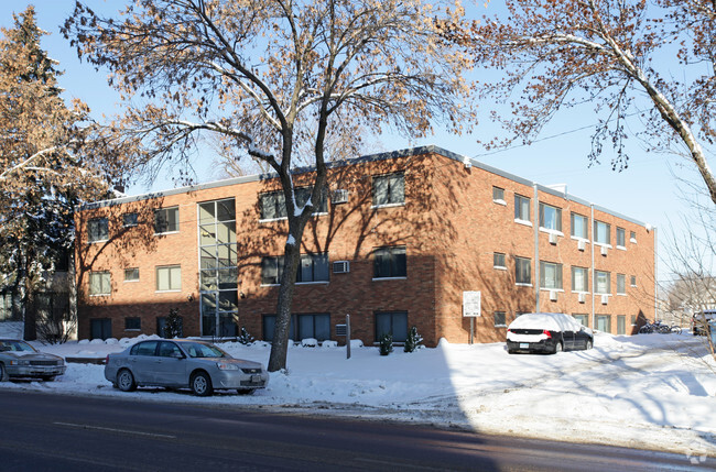 Building Photo - 409 University Ave SE Rental