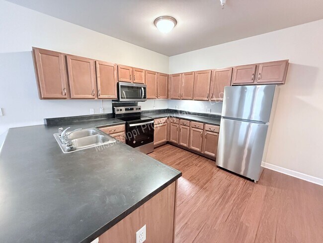 Photo - 2BD/2BA FOR RENT Unidad 28