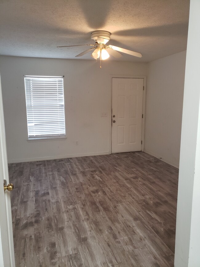 Photo - 938 Bob Little Rd Unit B