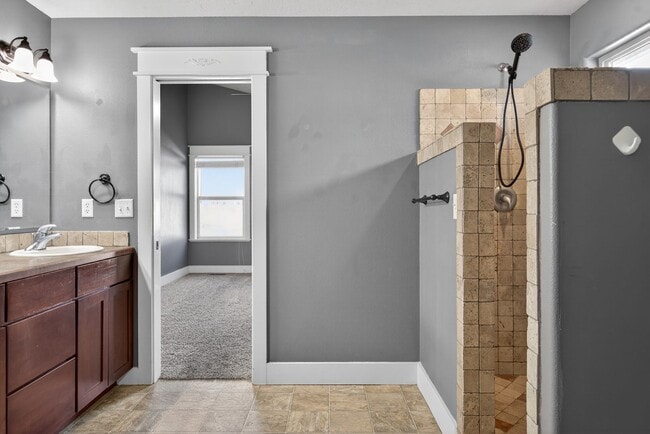 Photo - Spacious Home in Quiet Star Cul-de-Sac with Large Yard