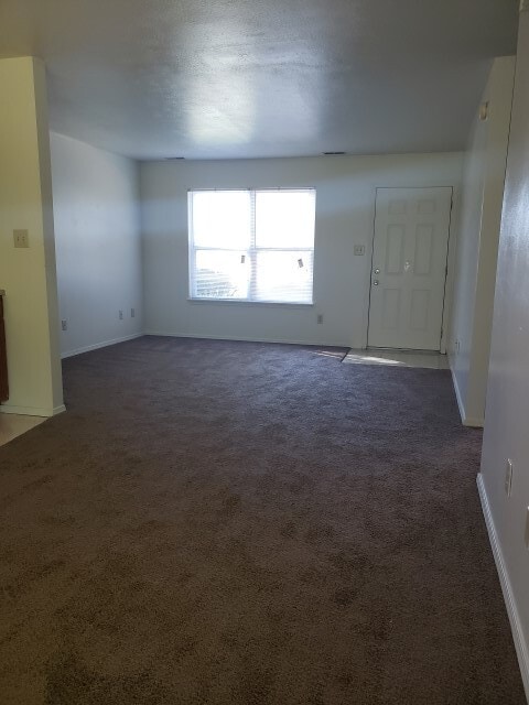 1302 N Kinser Pike