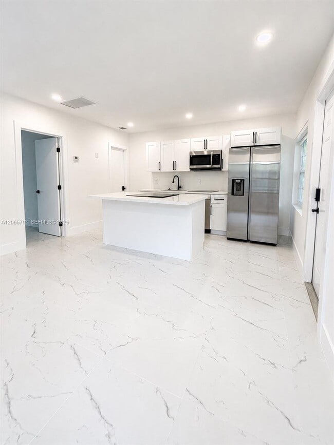 Photo - 3312 SW 1st Ave Unit 3312