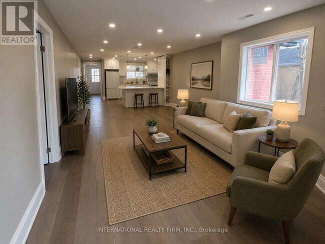 Photo - 73 Murray Dr