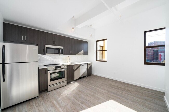 Photo - 201 Cornelison Ave Unit 303
