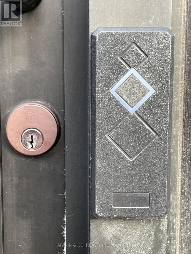 Photo - 79 Cedarvale Ave Unité 6