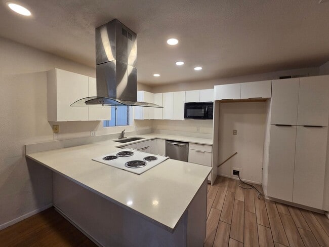 Photo - Beautiful 4 bed - 2 bath in Mesa!