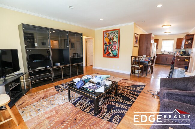 Photo - 207 Lake Shore Rd Unit 1