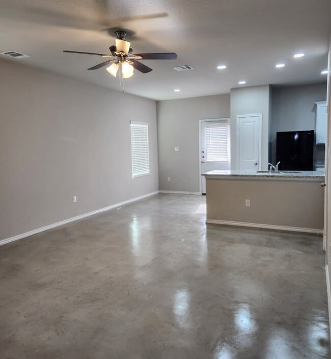 Photo - 9511 Apple Ridge Ln