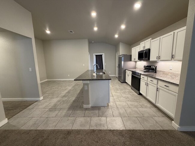 1307 Red Cliff Ave
