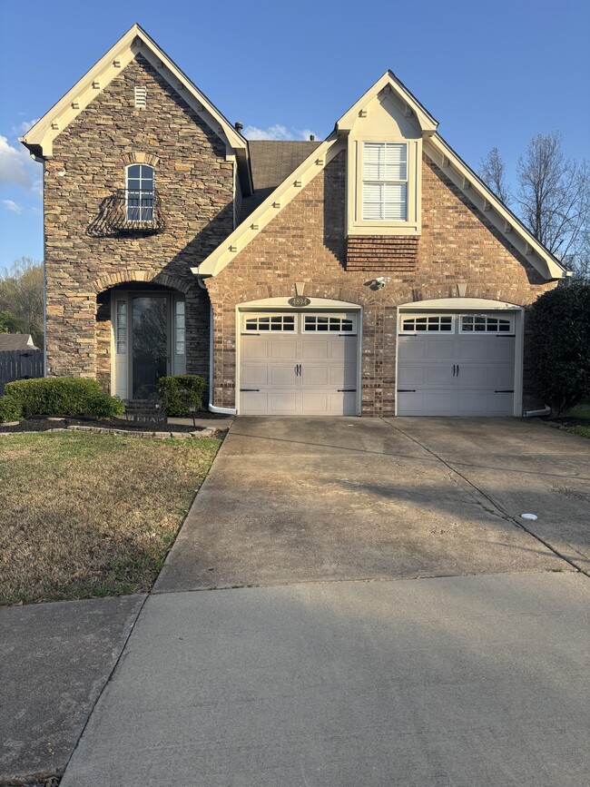 Building Photo - 4894 Longleaf Oak Cove