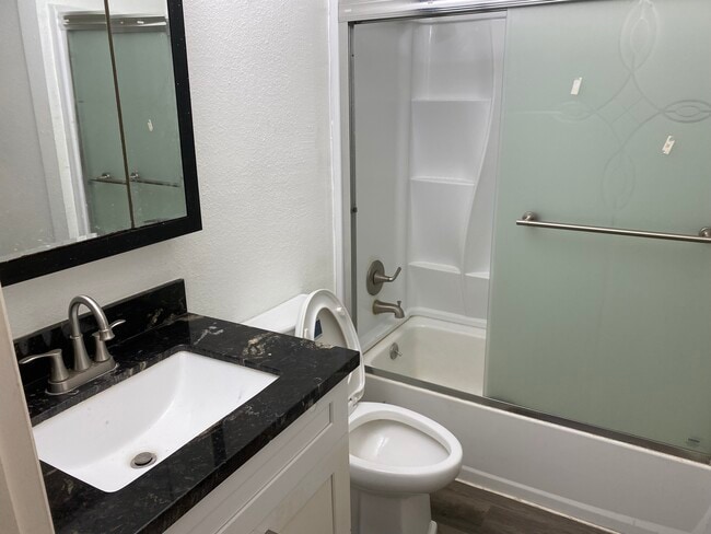 Photo - 6857 Greenway Chase St