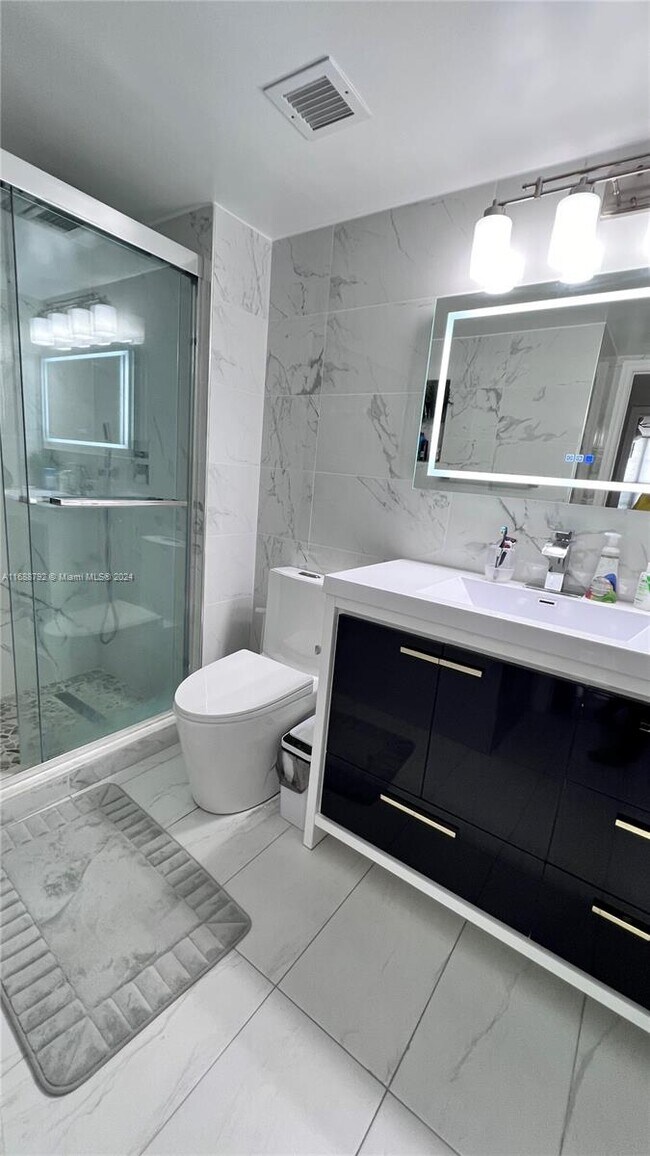 Photo - 2801 NE 183rd St Unit #1606W