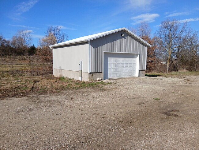 Photo - 19221 Old US Hwy 75