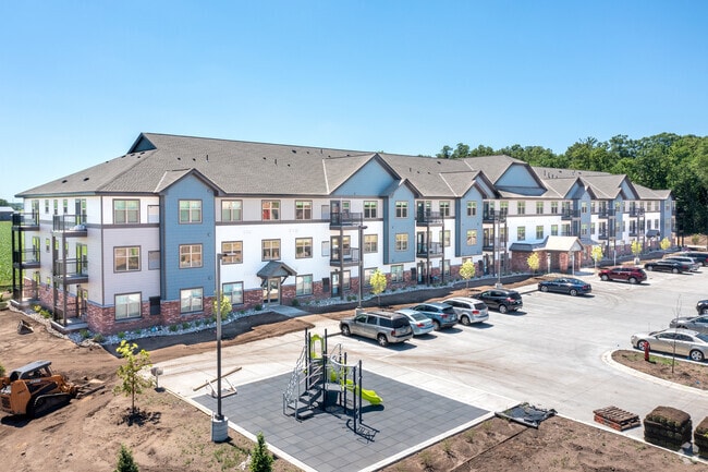 Vista Apartments - Vista Apartments