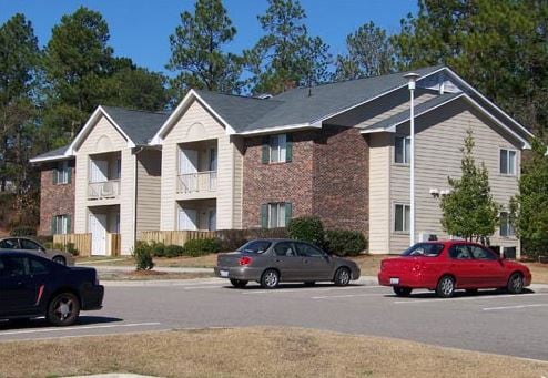 Golfview Apartments - Golfview Apartments