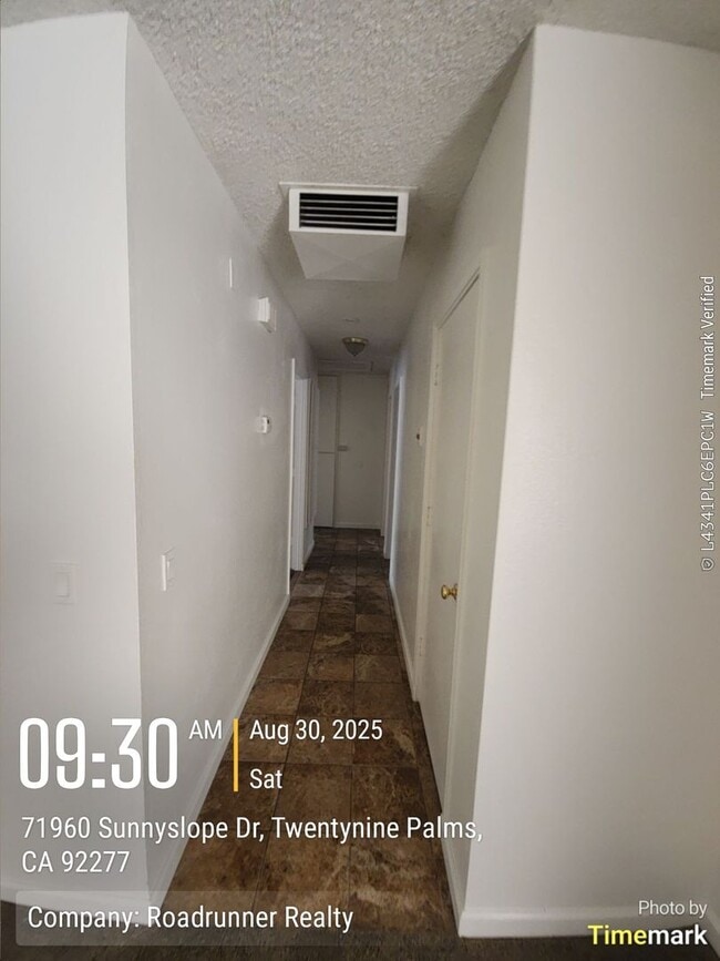 Photo - 71960 Sunnyslope Dr