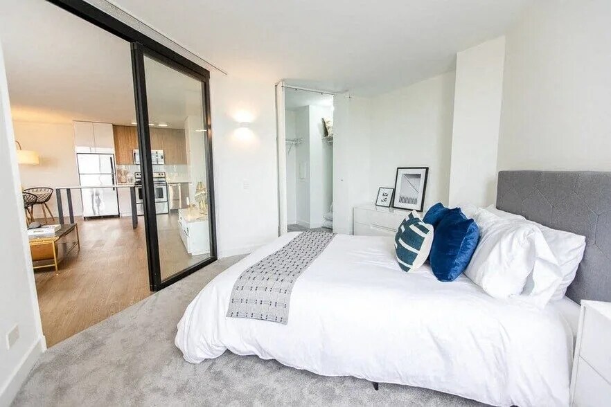 Photo - 2635 N Clark St Unit 901