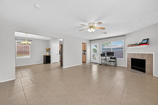 Photo - 11902 Rolling Stream Dr