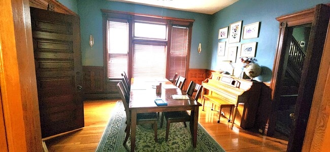 Photo - 900 Laurel Ave