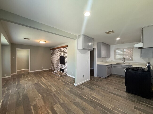 Photo - AV T 37938 Unit A