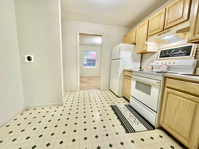 Photo - 102 Carter Sells Rd