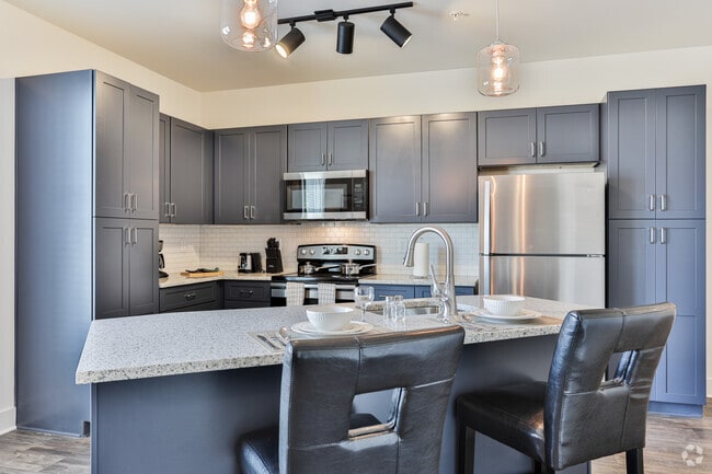 1BR, 1BA