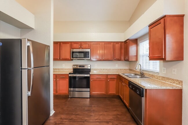 Photo - 1717 Tarah Trace Dr