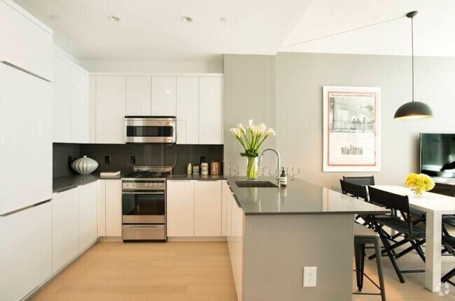 Building Photo - 2 bedroom in Manhattan NY 10038 Unit 2218 Rental