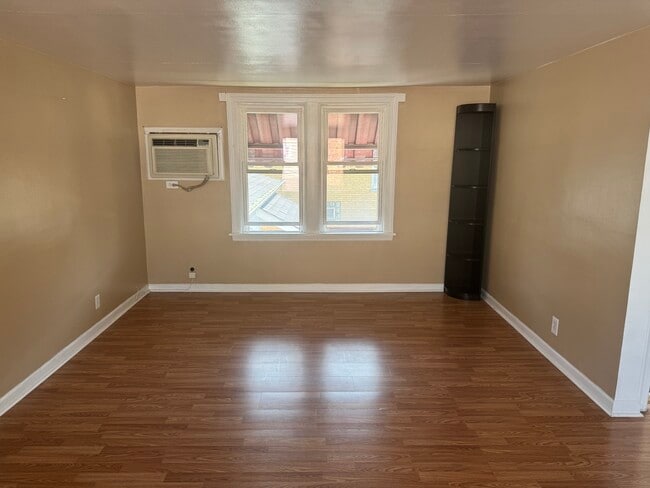 1107 Hannah Ave Unit #2