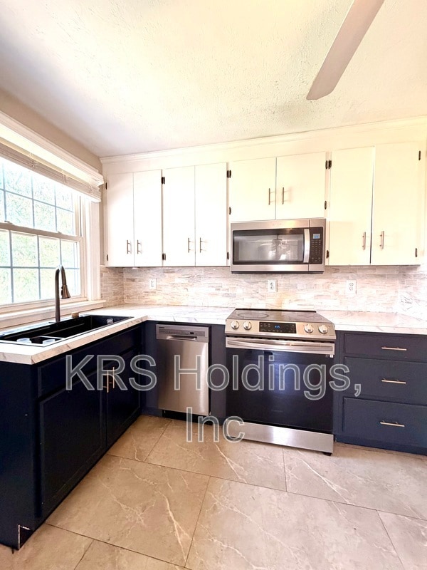 Photo - 2709 Old Forest Rd