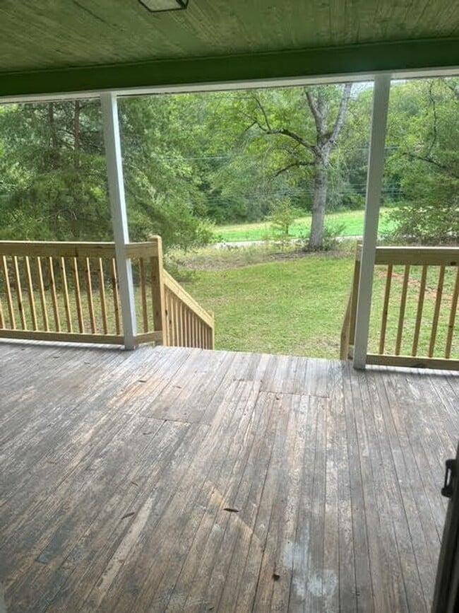 Photo - Newly Renovated 3br/2ba Home in Taylors, SC