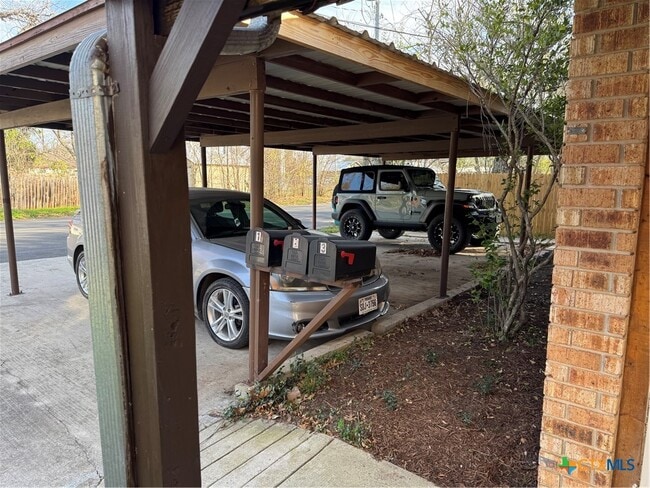 Photo - 510 N Bauer St