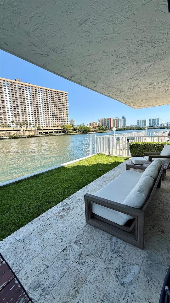 Photo - 4000 NE 170th St Unit 108