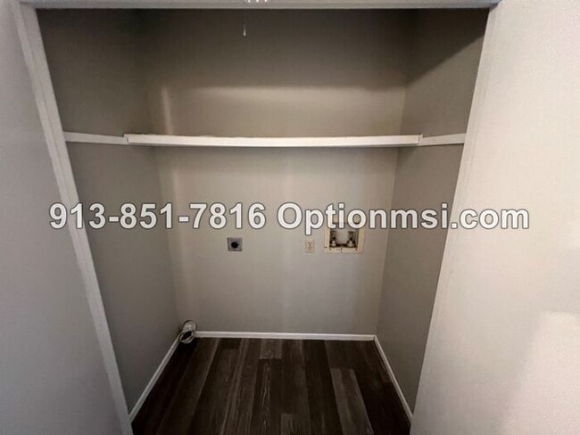 Photo - Half duplex AVAILABLE NOW