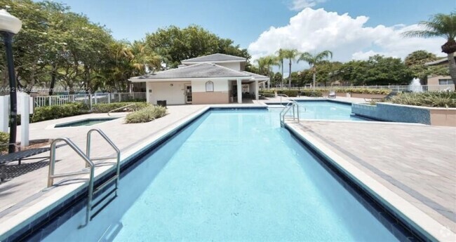 Building Photo - 9777 Westview Dr Rental