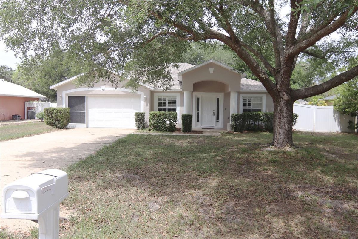 Photo - 77 Rae Dr House