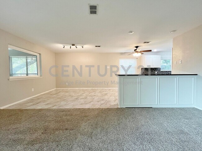 Photo - Mid-Century, Modern 3/2/2 with Designer Updates in Fort Worth For Rent!