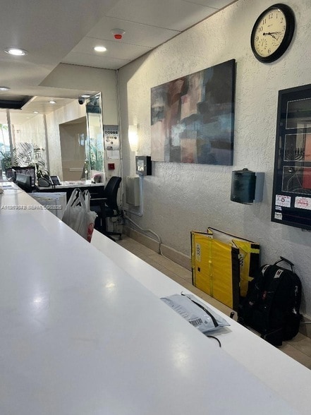 Photo - 5005 Collins Ave Unit 1404