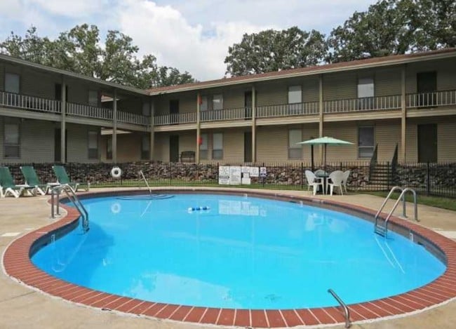 Photo - Woodland Terrace