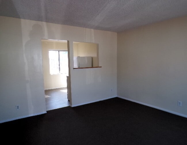Photo - 229 E 89th St Unidad 231